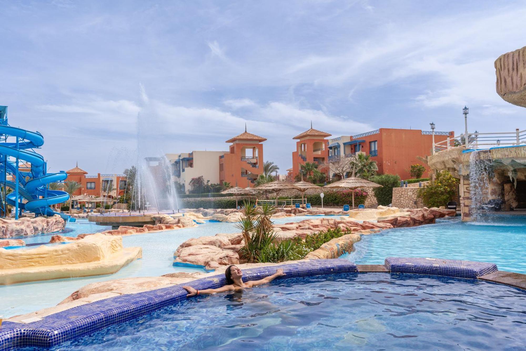 Faraana Heights Aqua Park Hotel Sarm es-Sejk Kültér fotó